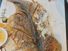 -赶海部落海鲜城(海阳路店)