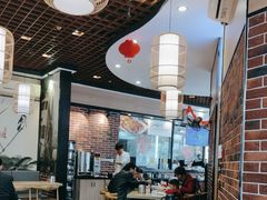 -裕记烧腊连锁餐饮(国商分店)