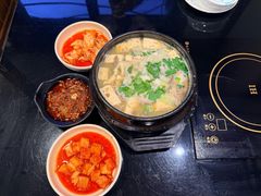 -英子补身汤(海兰路店)