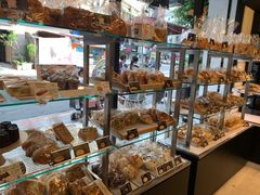 -哈肯铺手感烘焙(信义门市店)