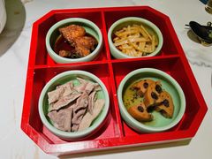春风如意四小碟-米桃-吴韵风雅·拙园(北外滩来福士店)