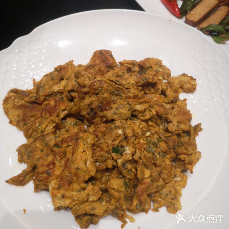 大华区域的本帮菜江浙菜餐馆，在晋元中学初中部对面