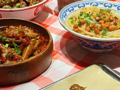 糯叽叽香辣鸡爪-乐乐大排档·30年老字号(浙江路店)