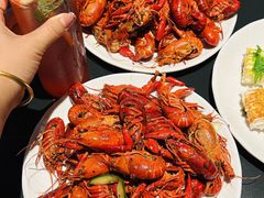 -涨巢·潮玩水疗局