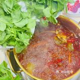 谁能拒绝冬天来一顿热气腾腾的鲜切牛肉火锅～