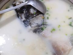 -天乐农家鱼头王(天目湖店)