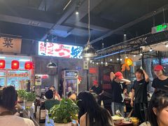 -萍姐火锅·公路夜市(武汉首店)