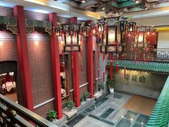 -梅龙镇酒家(南京西路总店)
