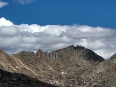 -兔儿山