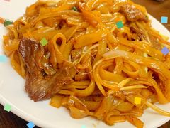 炒牛河-美食店(华贵路店)