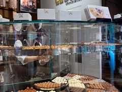 -Laderach 莱德拉(上海环贸iapm店)