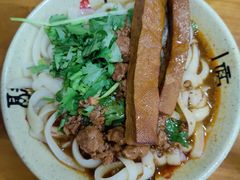 -任记七中刀削面(总店)