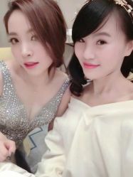 -觅白婚纱礼服馆
