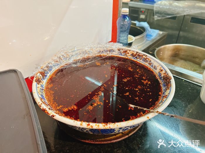 金味德兰州牛肉拉面图片