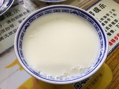 -黄氏许牛奶甜品(台山石花广场店)