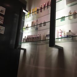 -苑苑发型设计