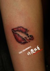 -暗夜tattoo纹身工作室