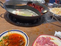 -袁山山重庆火锅(丈八北路店)
