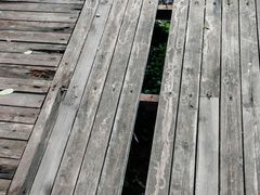 -高荡千年布依古寨旅游景区