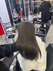 -奈川烫染Salon