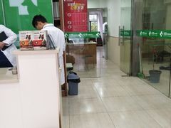 -佳雯宠物医院(四明中路分院)