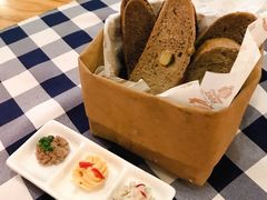 -皇冠自酿啤酒坊(中国红街5号楼店)