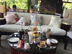-亚龙湾喜来登·美景台大堂吧