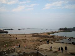 -巴陵广场