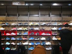 -UNDER ARMOUR(八达岭奥莱店)