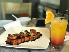 -穹六人间 people 6(岳阳路店)