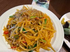 -肆海小川菜酒馆Wine Bistro (青年路店)