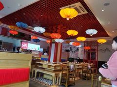 大堂-映山红鲜货火锅(鱼嘴店)