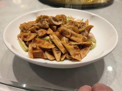 -京味斋·北京烤鸭(华威桥北工大店)