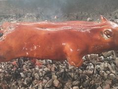 -黄记四更烤乳猪店