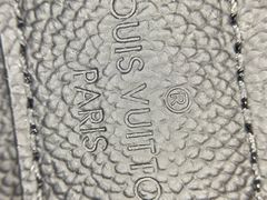 -华夏典当行(龙德广场店)