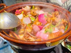 -胡须佬鸡煲四季火锅(海雅缤纷城店)
