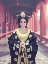 -盘子女人坊生日照·摄影馆(华强店)