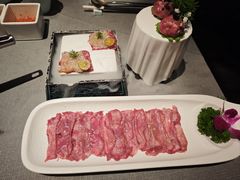 -左庭右院鲜牛肉火锅黑金店(陆家嘴中心店)