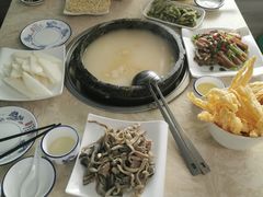 -墨脱石锅椰子鸡•香草鸭•东山羊(大东海店)