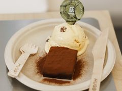 -HUGS coffee(东区店)