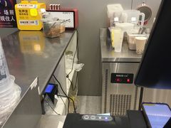 -沪上阿姨鲜果茶(岗头店)