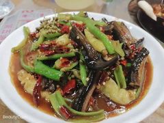 -丹水桥地锅鱼·翘嘴鲌·地方特色全鱼宴(丹江口大坝店)