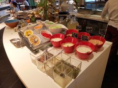 自助调料区-厦门艾美酒店·新食谱西餐厅