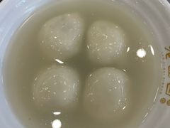-老西白点心店