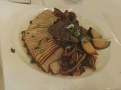 -天下三绝 牛肉面/红酒