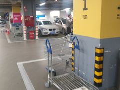 -宜家家居（上海徐汇商场店）-停车场