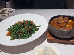 -千百味红餐厅·江西菜(绿地双子塔店)