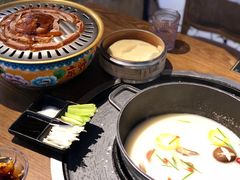 -三人行骨头王火锅(长寿店)