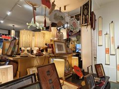 -邊城書店