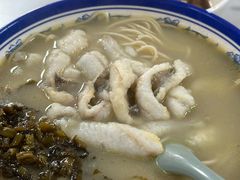 -明呈黄鱼面馆(斜土路店)